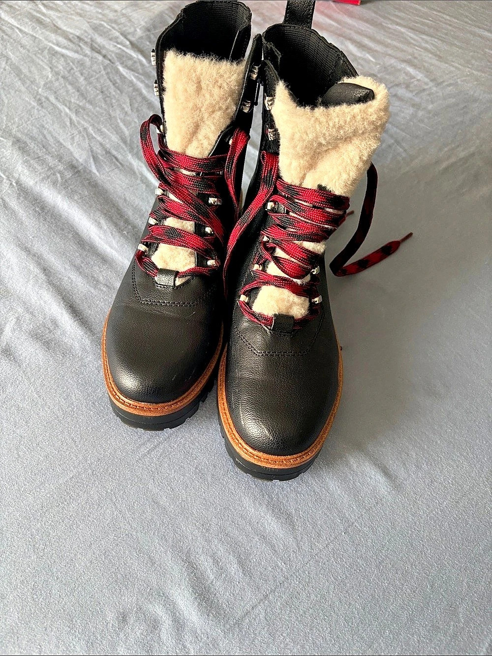 Nine West Quimbie 3 Heeled Sherpa Hiker Boots Black & Red